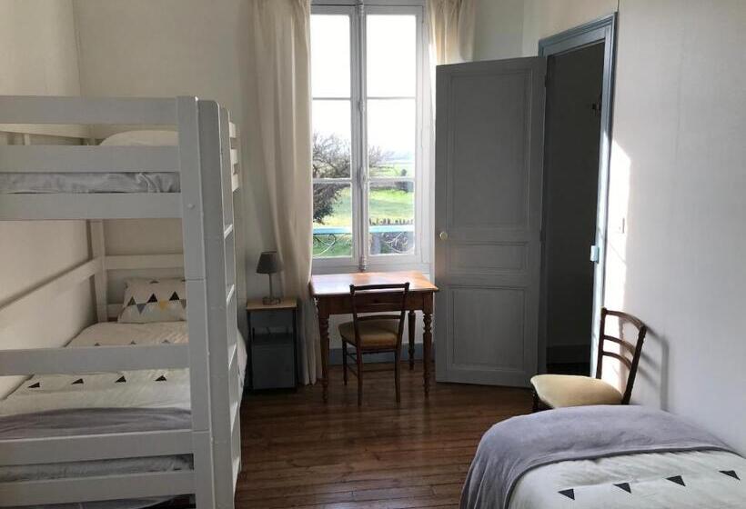 四人标准间, L'estancat