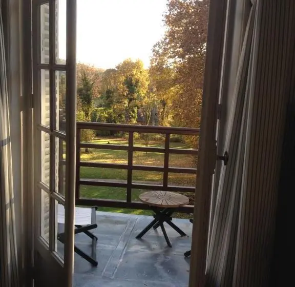 ガーデンビュースーペリアールーム, Villa Du Châtelet