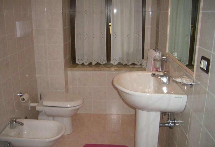 标准间, Ristorante Fiorelli