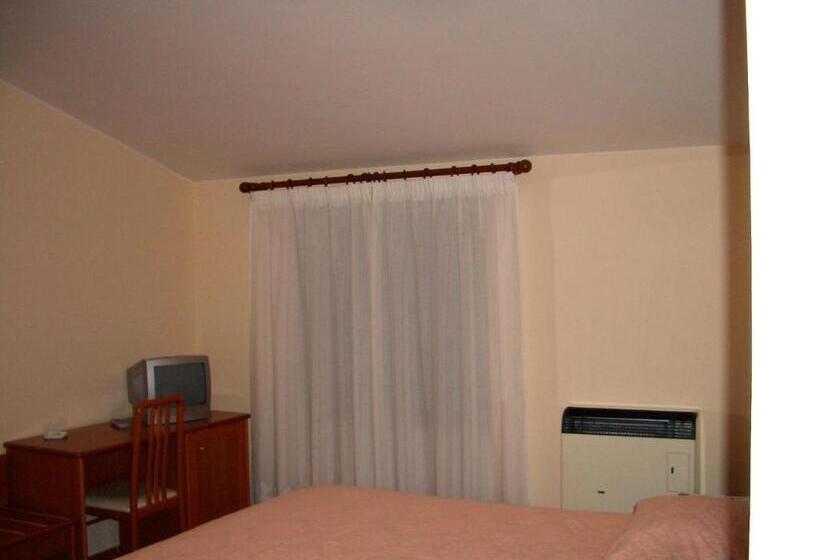 标准间, Ristorante Fiorelli