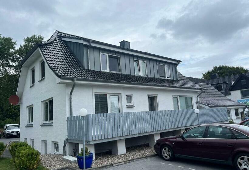 经济房, Seeblick Försterhaus
