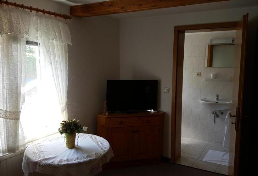 スタンダードシングルルーム, Jagerheim Lobsal