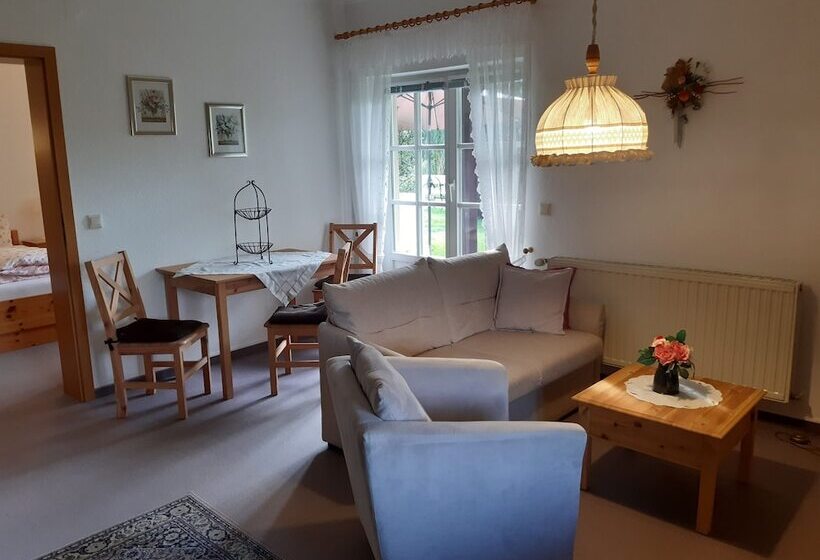 テラス付き１ベッドルームアパートメント, Jagerheim Lobsal