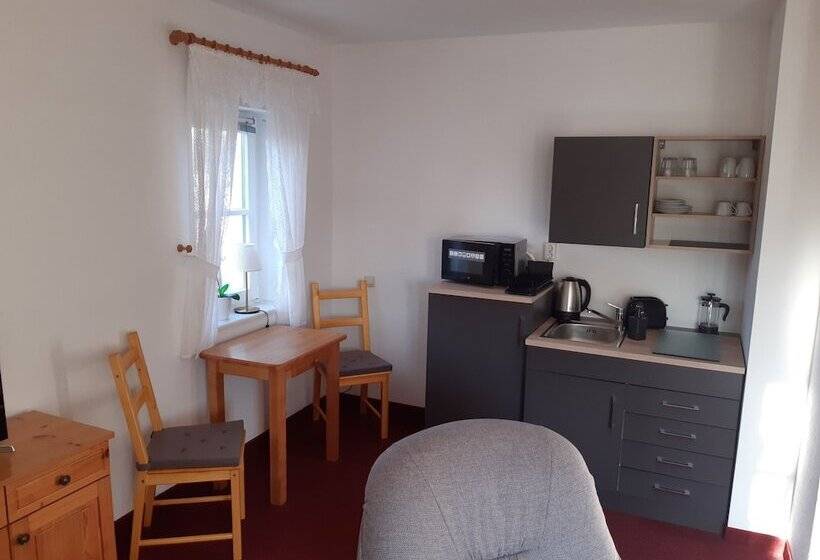 バルコニー付き１ベッドルームアパートメント, Jagerheim Lobsal