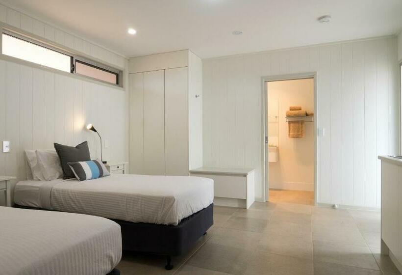 סוויטה משפחתית, Cooper's Country Lodge