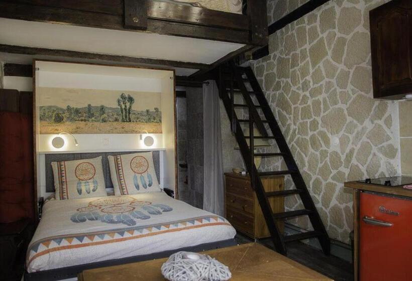 דירת חדר, Chez Aurélia Chambres & Table D Hôtes