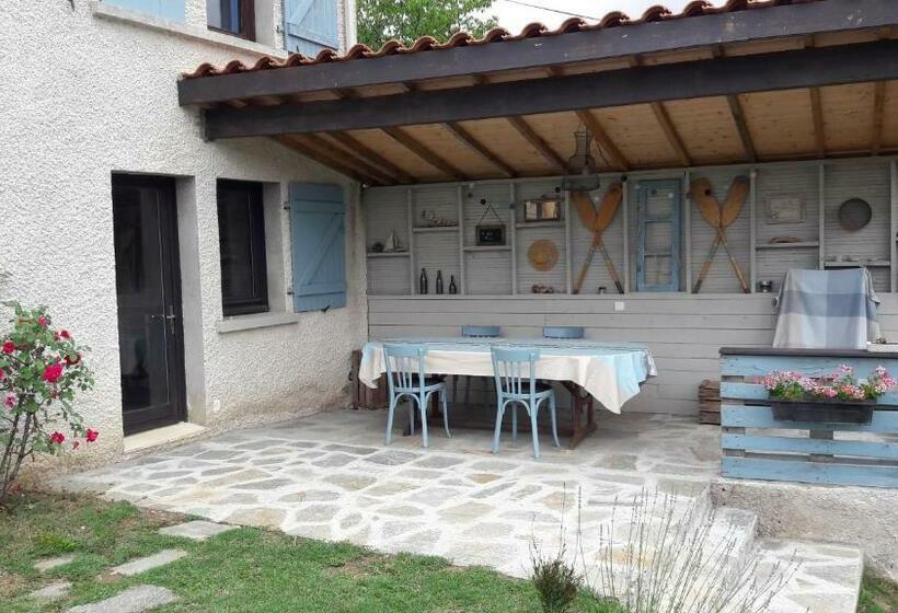 Номер Стандарт Вид на Бассейн, Clair Matin