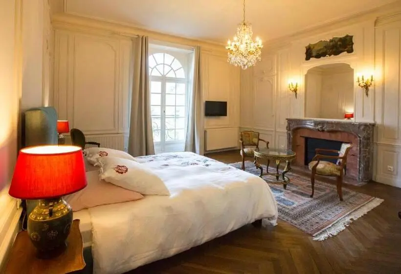 エクゼクティブスイート, Chateau Des Monts