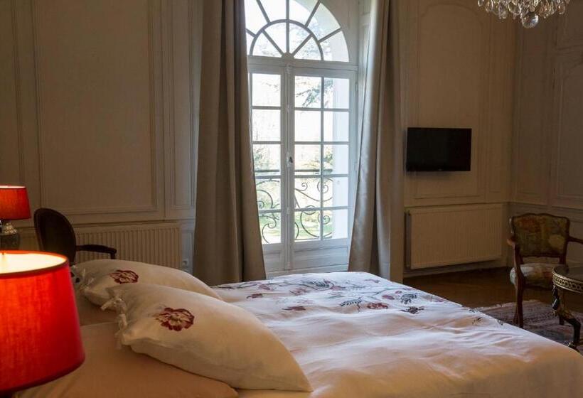 סוויטה אקזקיוטיב, Chateau Des Monts