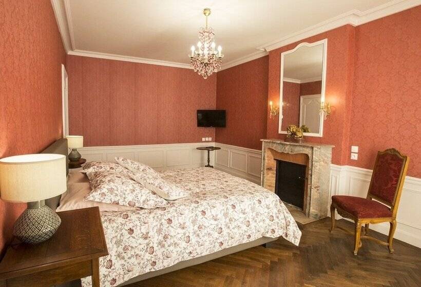 جناح كومفورت, Chateau Des Monts