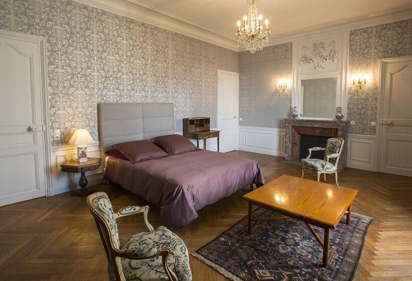 Люкс Комфорт, Chateau Des Monts