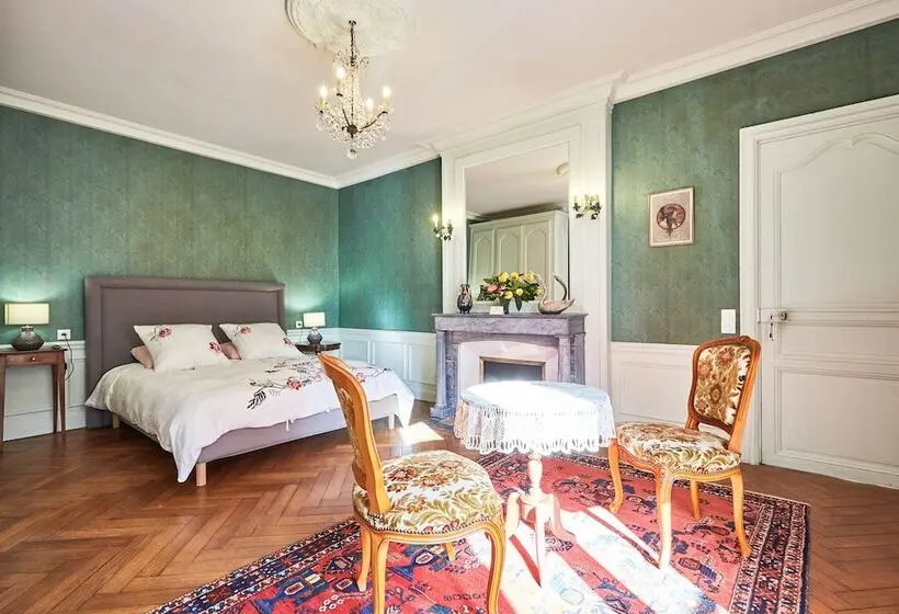 エクゼクティブスイート, Chateau Des Monts