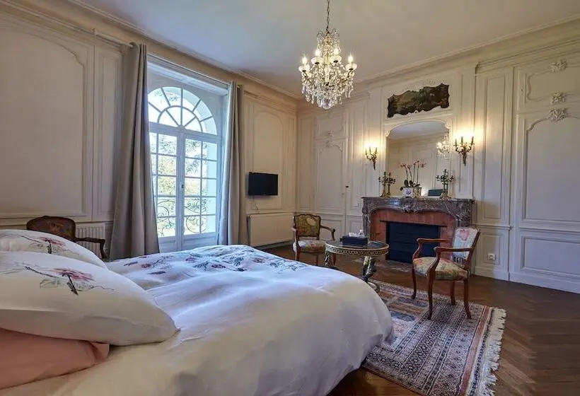 エクゼクティブスイート, Chateau Des Monts