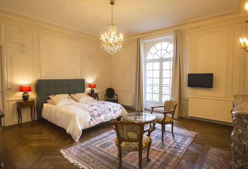 סוויטה אקזקיוטיב, Chateau Des Monts