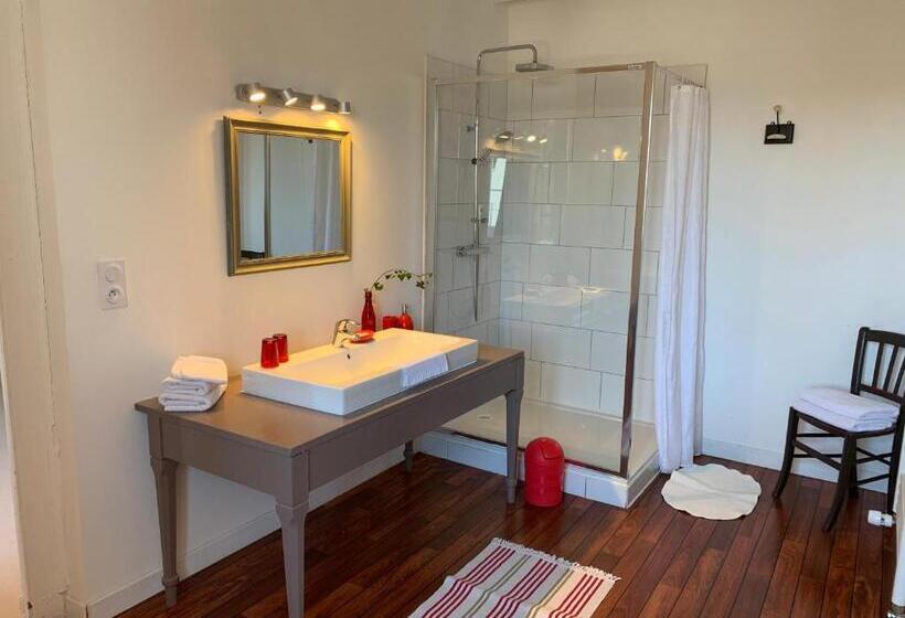 غرفة سوبيريور مزوَّدة بتراس, La Colonie   Maison D Hôtes