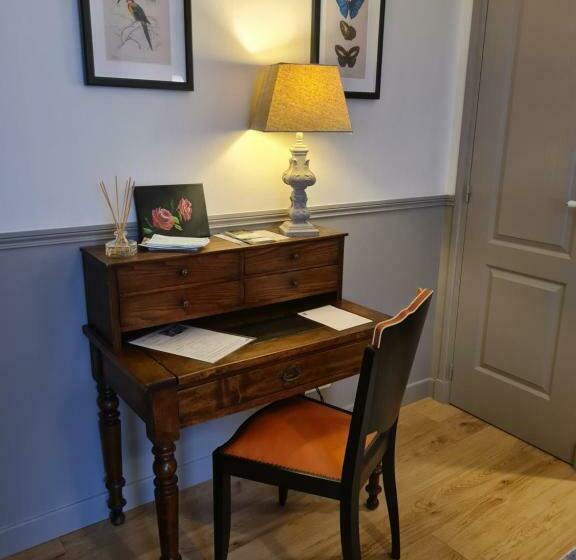 シティビュースイート, La Glycine Blanche