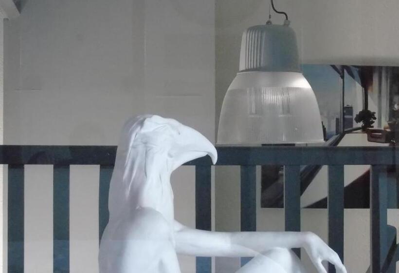 Номер Deluxe, L'attrape Coeurs