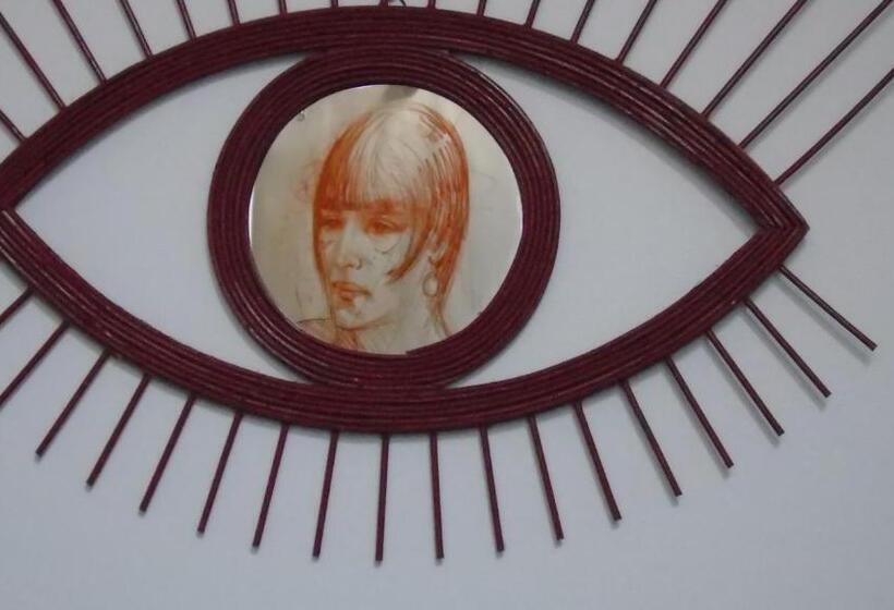 Номер Deluxe, L'attrape Coeurs