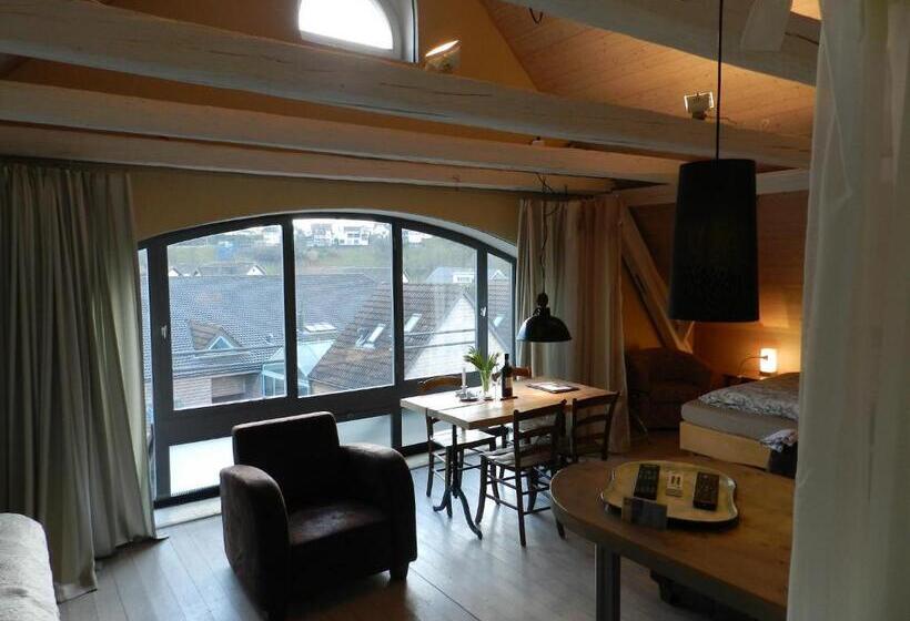 חדר סטודיו סטנדרד, Blue Wall Bnb