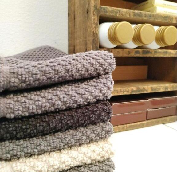 חדר סטודיו סטנדרד, Blue Wall Bnb