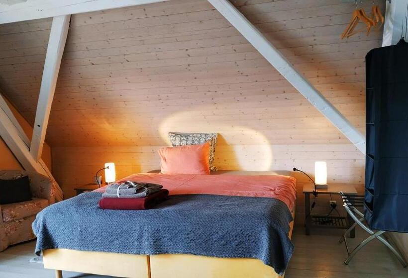 חדר סטודיו סטנדרד, Blue Wall Bnb