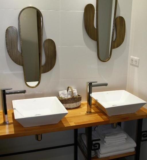 장애인을 위한 스탠다드 룸, Asinerie Kuleni