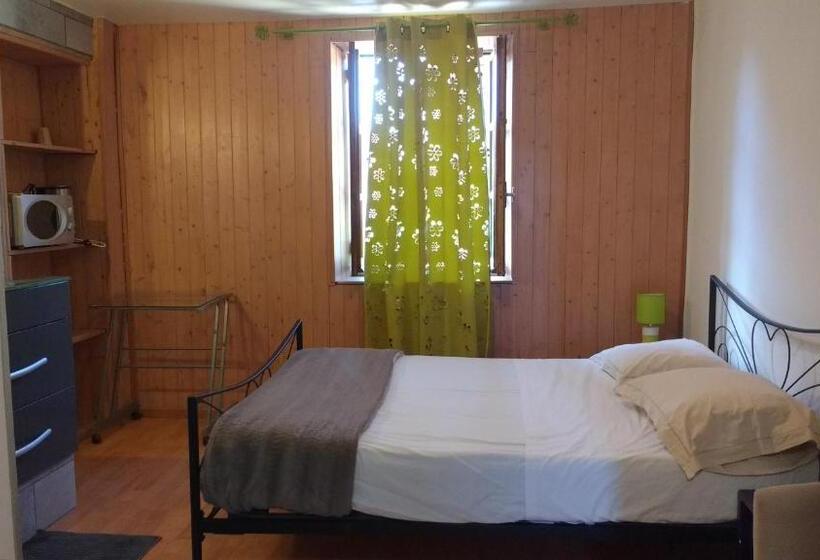Номер Стандарт, Hôtel   Gîte De Pressins