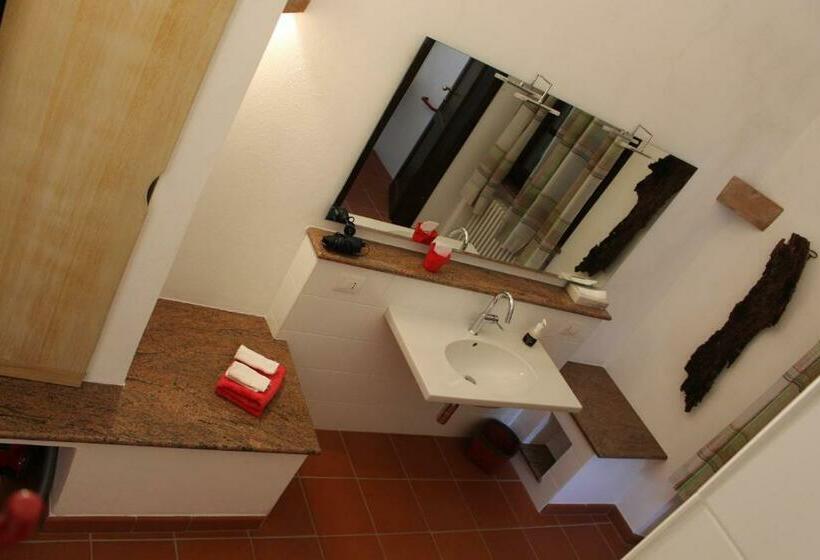 디럭스 룸, La Verena