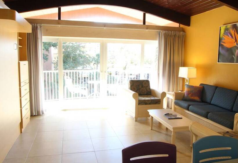 스탠다드 스튜디오, Canada House Beach Club Resort