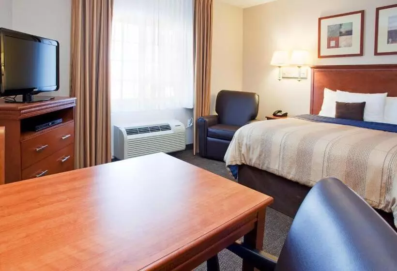 スタンダードスタジオ, Candlewood Suites New Bern, An Ihg