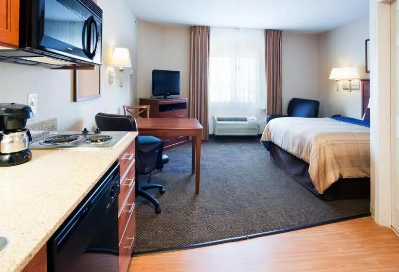 身障者適用スイートルーム, Candlewood Suites New Bern, An Ihg