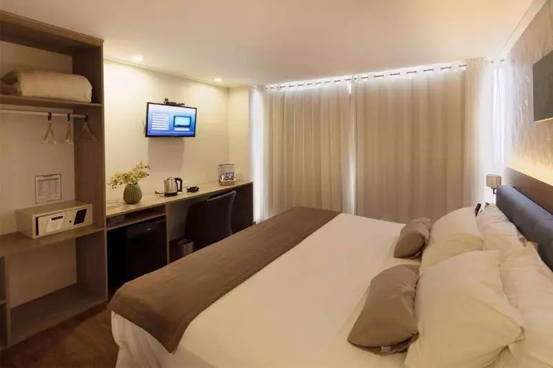 身障者適用キングサイズベッドルーム, La Quinta Inn By Wyndham Richmond South