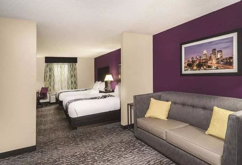 デラックスルーム, La Quinta Inn & Suites By Wyndham Louisville East