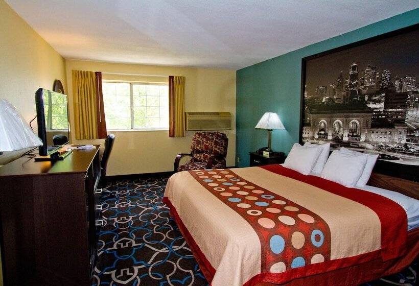 غرفة قياسية سرير مزدوج, Super 8 By Wyndham Kansas City