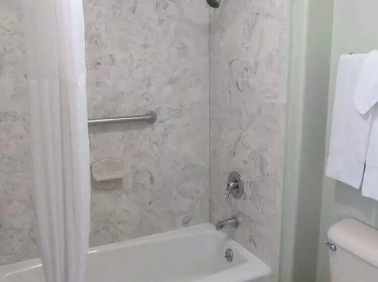スタンダードスタジオ, Super 8 By Wyndham South Padre Island