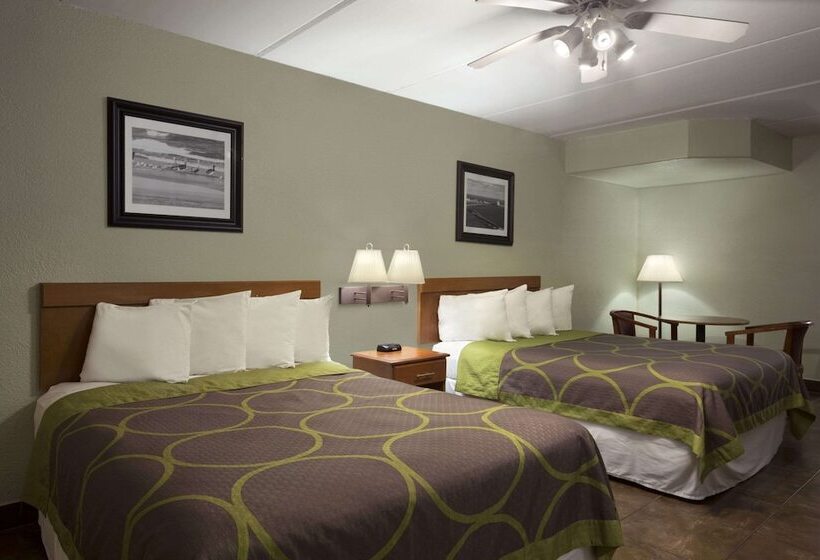 إستوديو قياسى, Super 8 By Wyndham South Padre Island