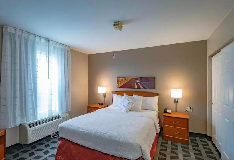 スタンダードスタジオ, Towneplace Suites Cleveland Streetsboro