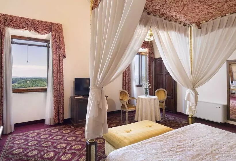 キングサイズベッドのスイートルーム, Villa Lecchi Hotel Wellness