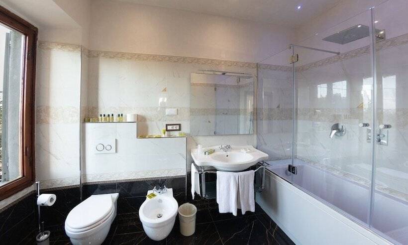 סוויטה עם נוף, Villa Lecchi Hotel Wellness