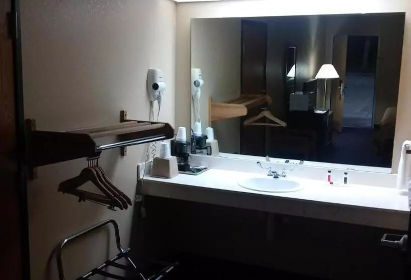 Deluxe-huone, Super 8 By Wyndham Mount Vernon