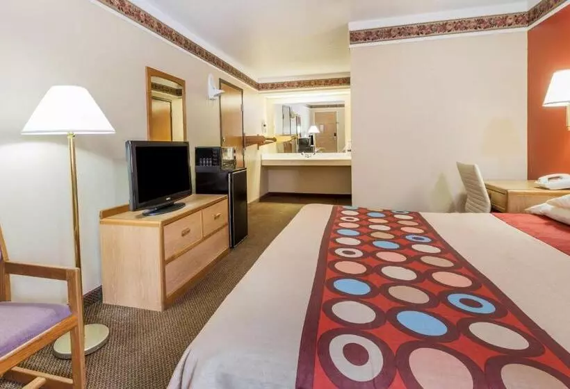 Standard-huone King-vuode, Super 8 By Wyndham Mount Vernon