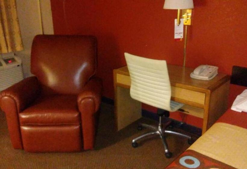 스탠다드 룸 킹사이즈 침대, Super 8 By Wyndham Mount Vernon