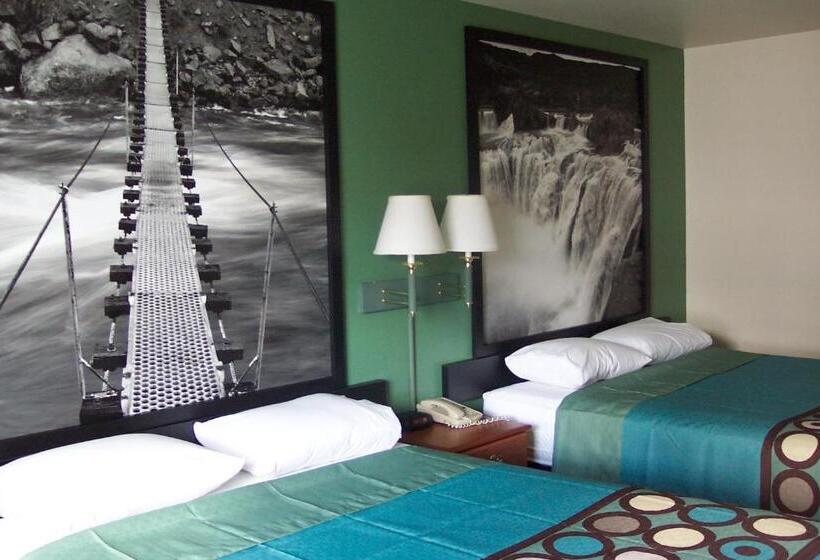 标准间, Super 8 By Wyndham Salmon