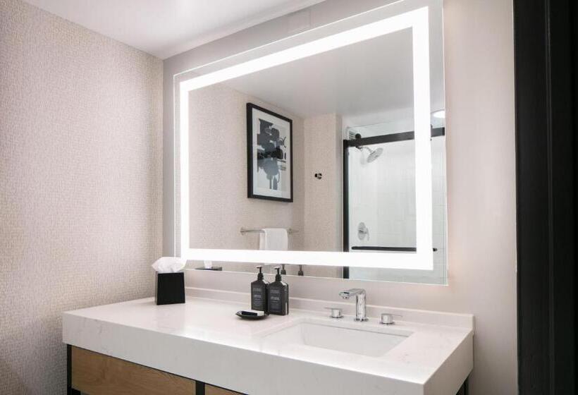 Стандартный Номер Кровать Кинг, Sheraton Overland Park Hotel At The Convention Center