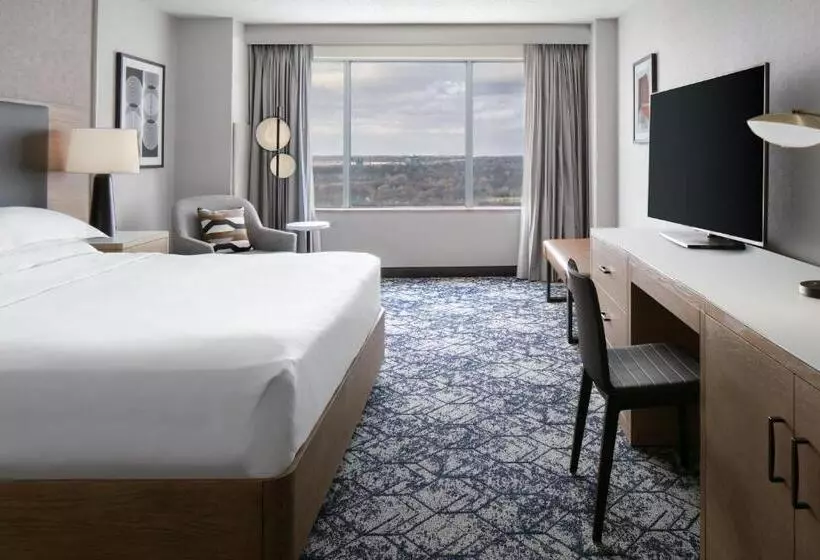 キングサイズベッドのスタンダードルーム, Sheraton Overland Park Hotel At The Convention Center