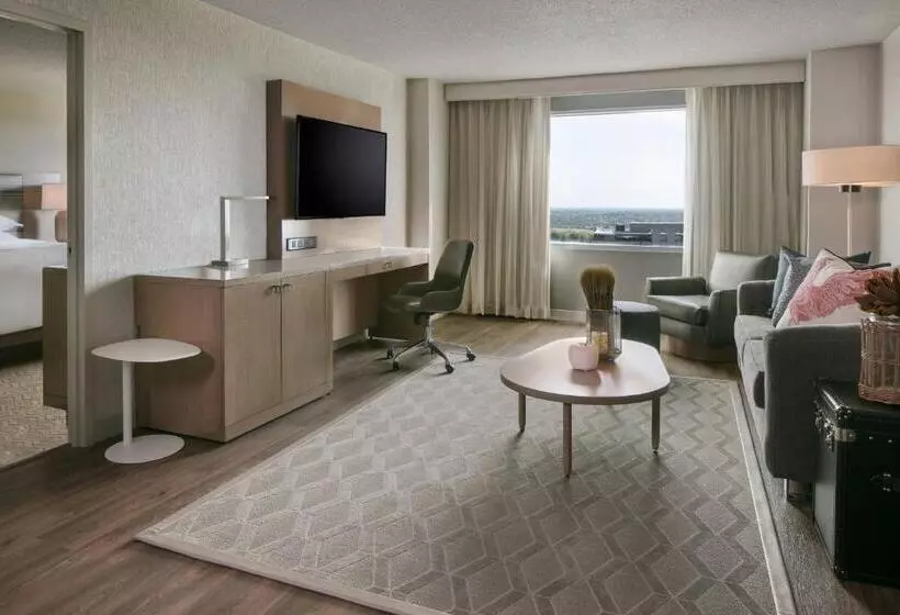 クラブジュニアスイート, Sheraton Overland Park Hotel At The Convention Center
