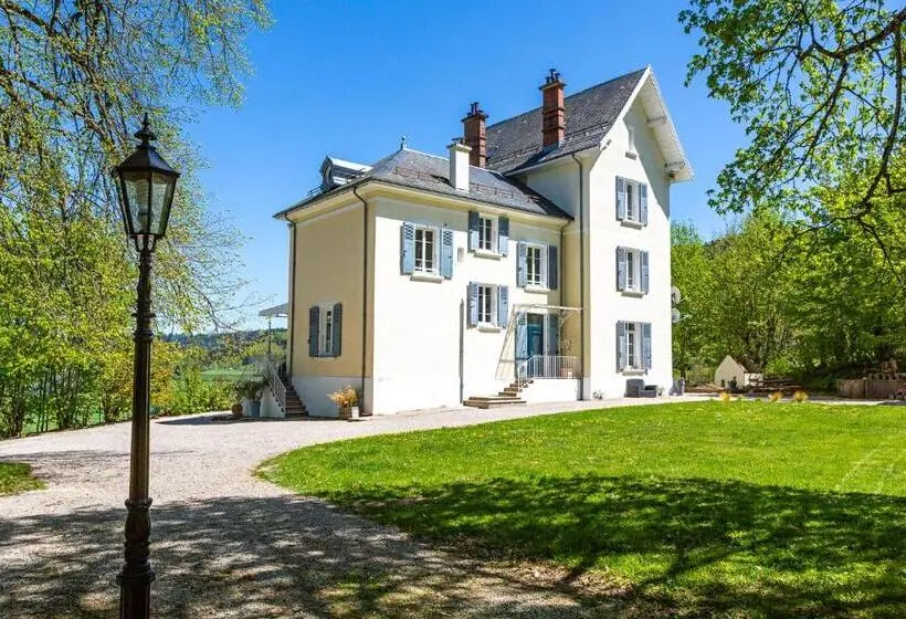 スイート, Monchateau étoilé, Hébergement Insolite Avec Spa