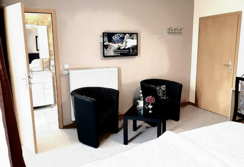 エコノミールーム, Restaurant Denis