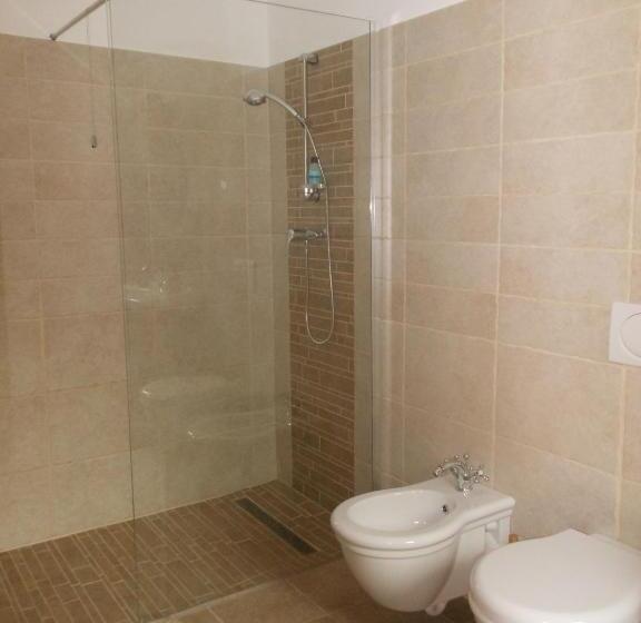 Семейный Номер, Le Lasarde