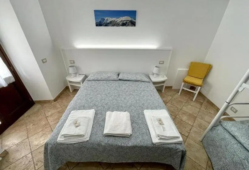スタンダード４人部屋, La Fattoria Dei Sibillini